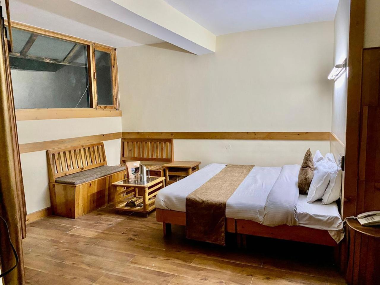 The Vashisht, Manali - A Four Star Luxury Hotel Kültér fotó