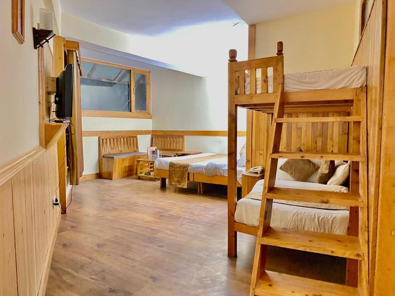 The Vashisht, Manali - A Four Star Luxury Hotel Kültér fotó