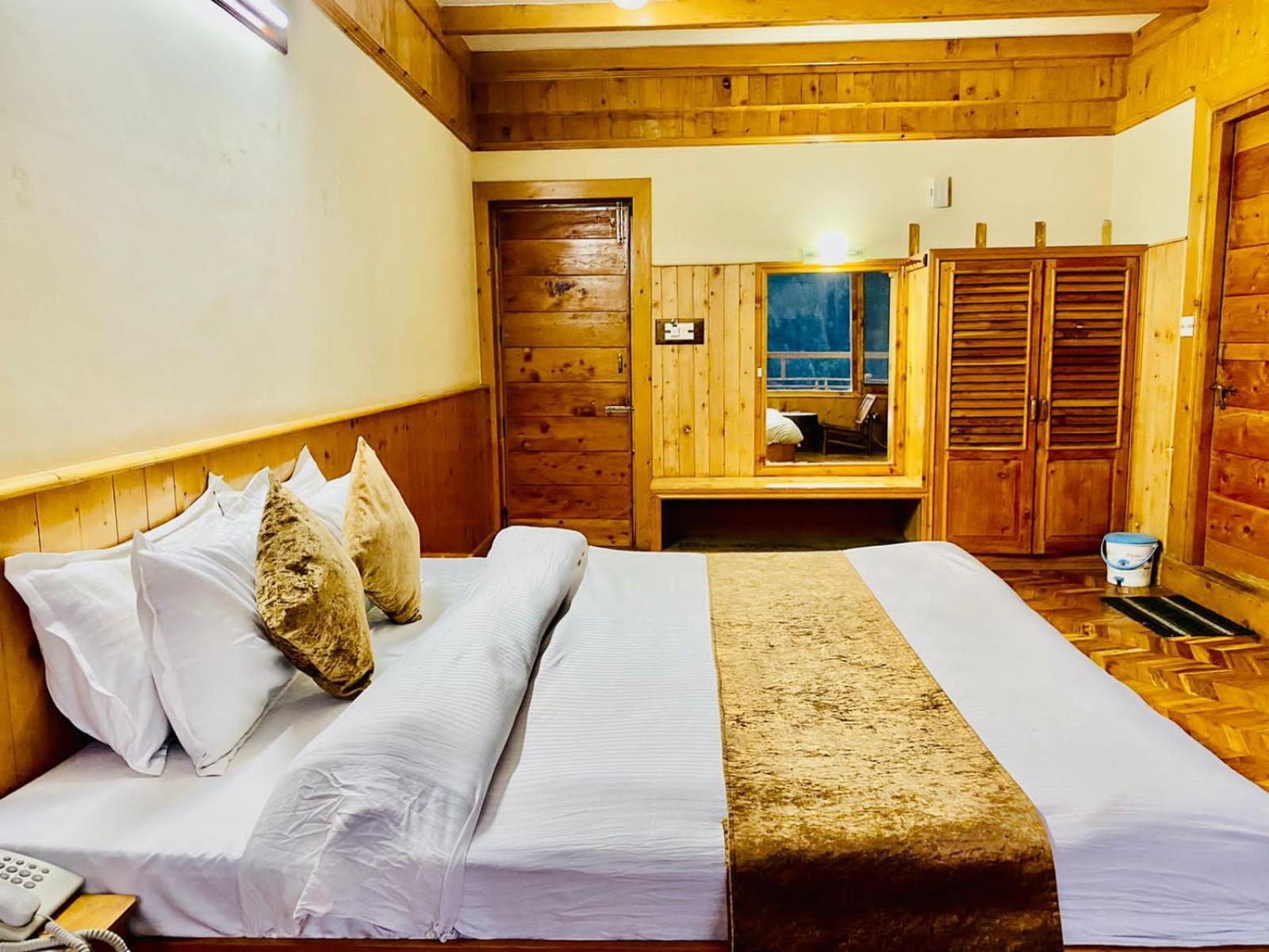 The Vashisht, Manali - A Four Star Luxury Hotel Kültér fotó